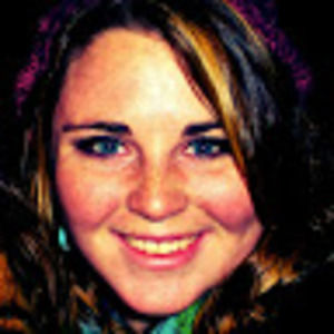 Meet your Posher, Raena